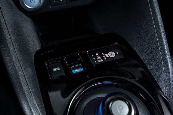 Nissan Leaf 18 of 30