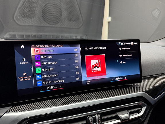 BMW i4 18 of 24