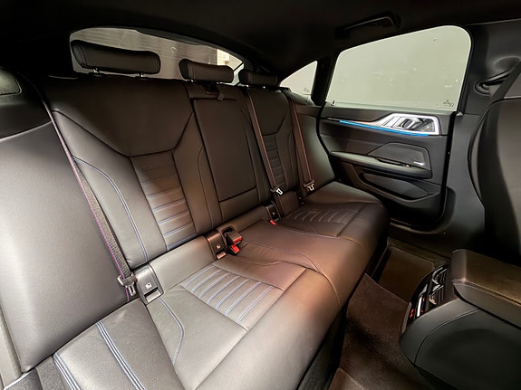 BMW i4 23 of 24