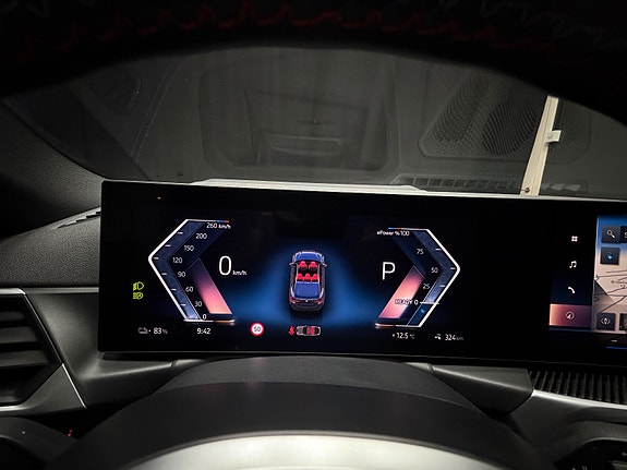 BMW i4 15 of 24
