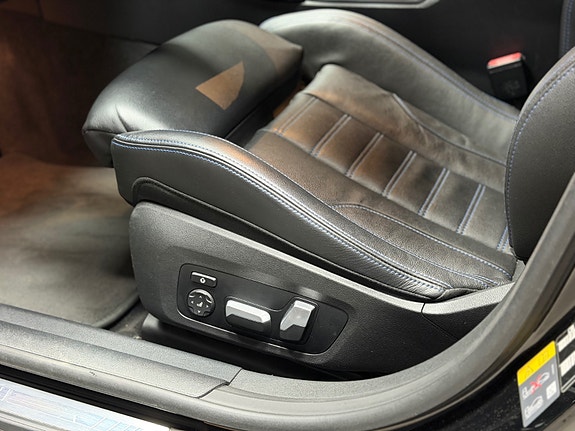 BMW i4 11 of 24