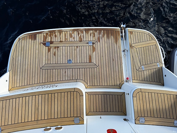 Marex 360 Cabriolet Cruiser 8 of 30