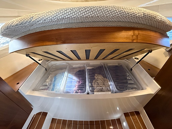 Marex 360 Cabriolet Cruiser 29 of 30