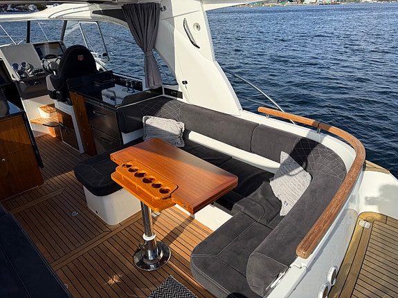 Marex 360 Cabriolet Cruiser 15 of 30