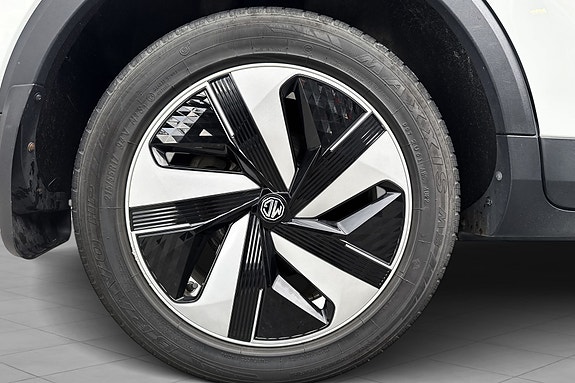 MG ZS EV 8 of 16