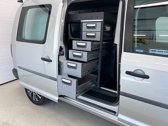 Volkswagen Caddy Maxi 4 of 30