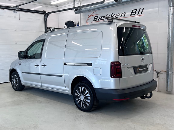 Volkswagen Caddy Maxi 17 of 30