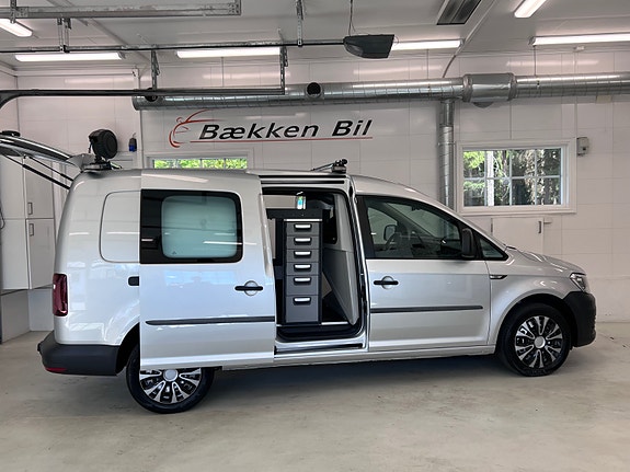 Volkswagen Caddy Maxi 15 of 30
