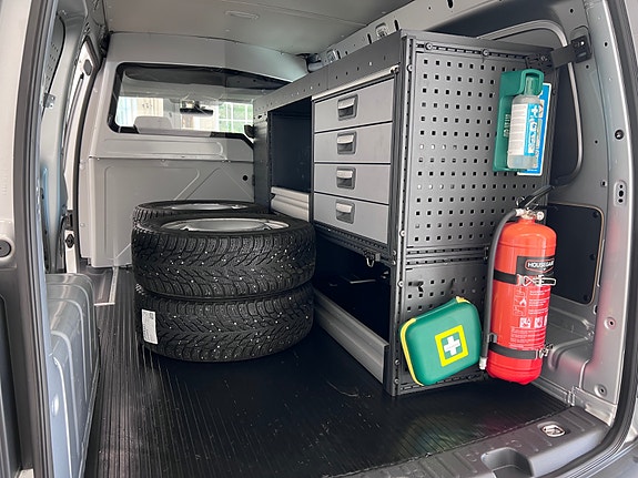 Volkswagen Caddy Maxi 14 of 30