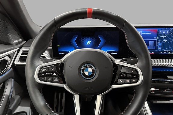 BMW i4 12 of 30