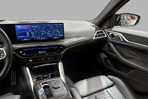 BMW i4 15 of 30