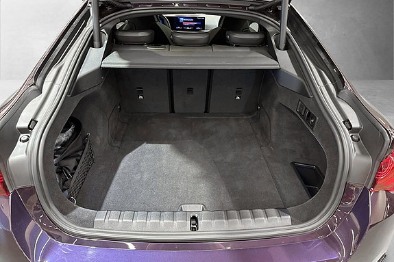BMW i4 18 of 30