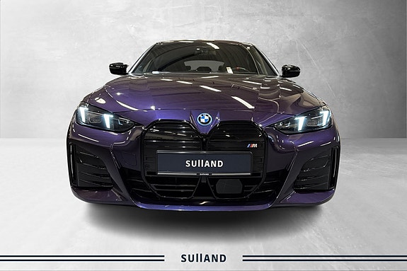 BMW i4 8 of 30