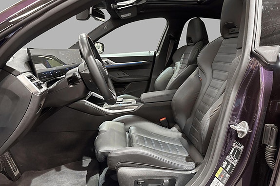 BMW i4 10 of 30