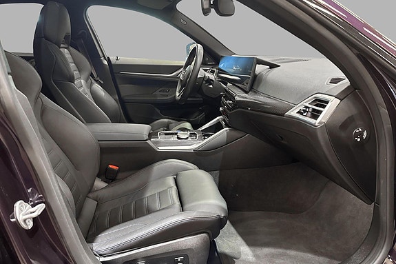 BMW i4 11 of 30