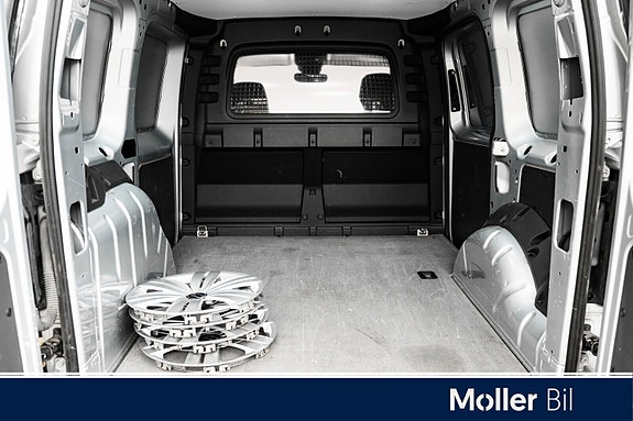 Volkswagen Caddy 13 of 16
