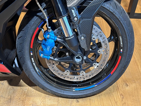 BMW M 1000 R Competition 14 of 14
