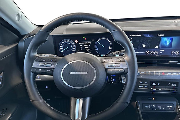 Hyundai Kona 9 of 30