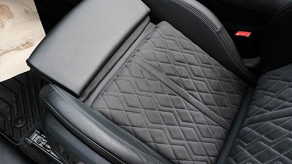 Audi Q6 e-tron 28 of 30