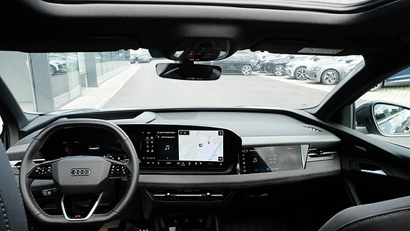 Audi Q6 e-tron 21 of 30