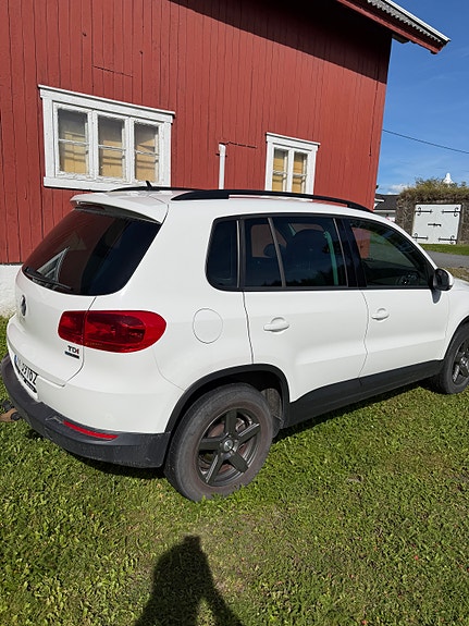 Volkswagen Tiguan 4 of 7