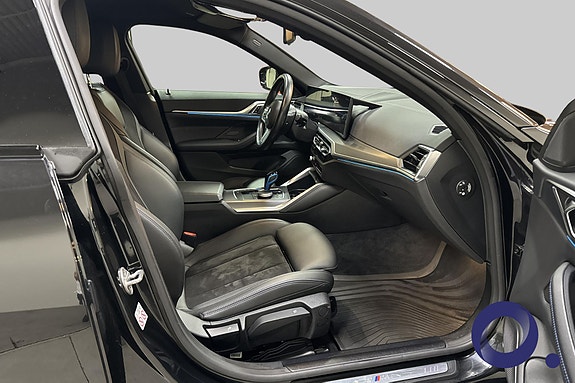 BMW i4 15 of 30