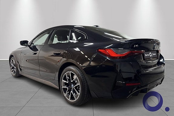 BMW i4 3 of 30