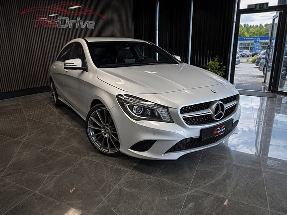 Mercedes-Benz CLA180 3 of 30