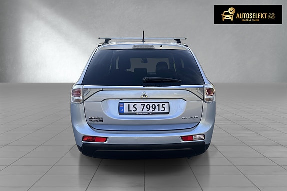 Mitsubishi Outlander 6 of 16