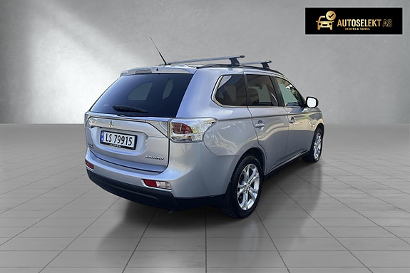 Mitsubishi Outlander 5 of 16