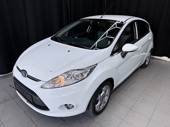 Ford Fiesta 3 of 30