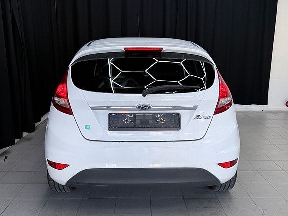 Ford Fiesta 7 of 30