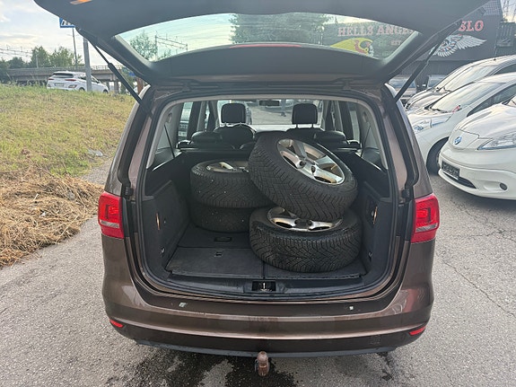 Volkswagen Sharan 9 of 19