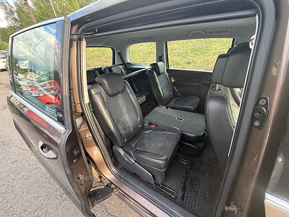 Volkswagen Sharan 13 of 19