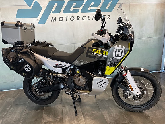 Husqvarna Norden 901 2 of 18