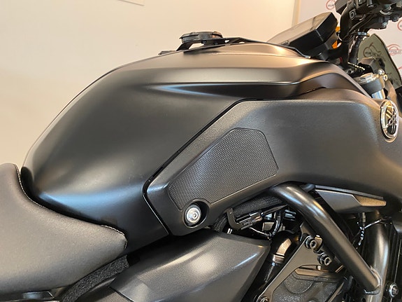 Yamaha MT-07 *** A2 * AKRAPOVIC * SERVICE/GARANTI *** 22 of 30
