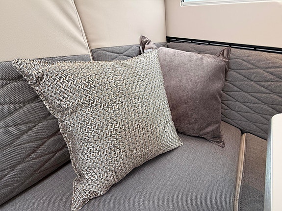 Adria Sonic Supreme 700 SL 2,2 / 180 hk 8G Aut *4400kg/Loungepack/LED-lys* 22 of 30