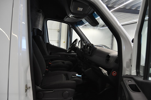 Mercedes-Benz Sprinter 316 9 of 26