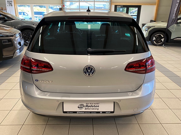 Volkswagen e-Golf VII 8 of 18
