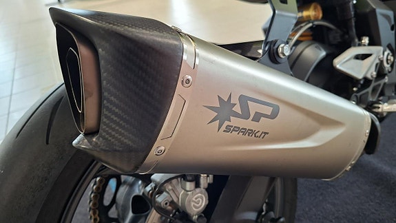 Triumph Street Triple 765 Moto2™ Edition 13 of 19
