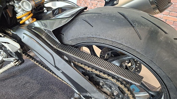 Triumph Street Triple 765 Moto2™ Edition 10 of 19