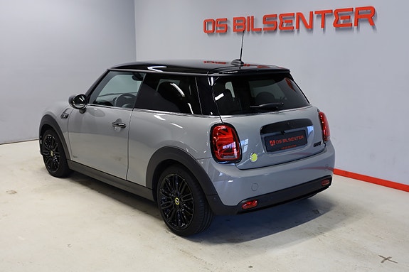 MINI Cooper SE 6 of 12