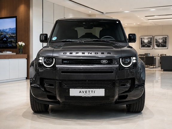 Land Rover Defender 2 of 3