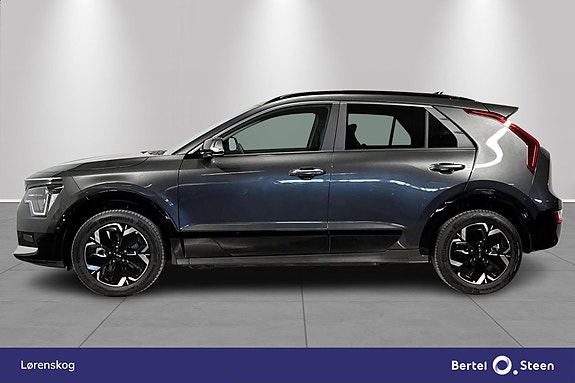 Kia Niro 2 of 25
