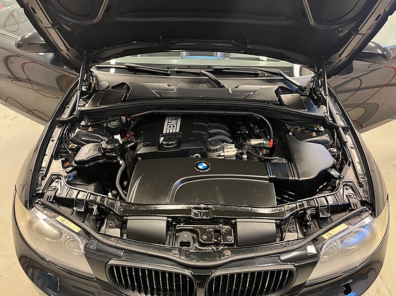 BMW 118i 10 of 20