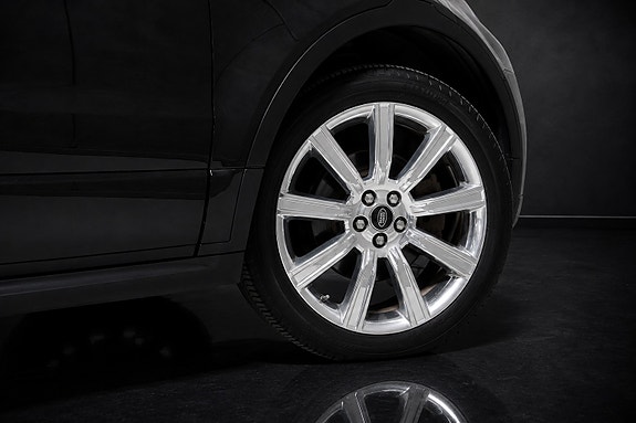 Land Rover Range Rover Evoque 16 of 16