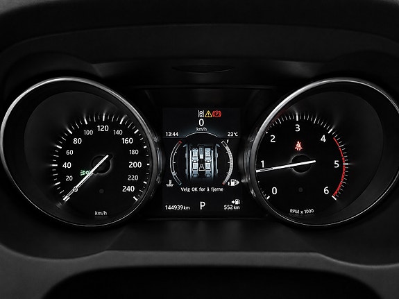 Land Rover Range Rover Evoque 12 of 16