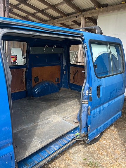Toyota HiAce 3 of 7