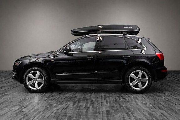 Audi Q5 2 of 26