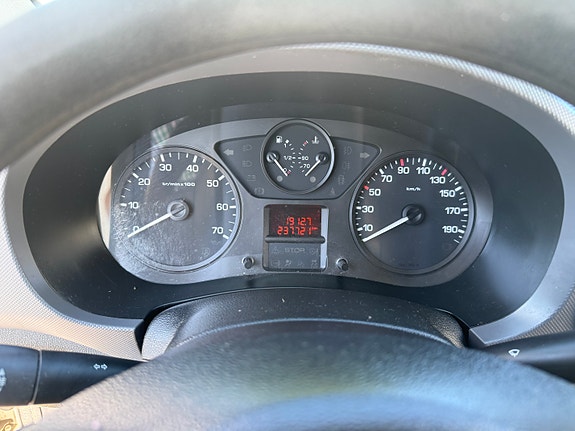 Citroen Berlingo 11 of 20